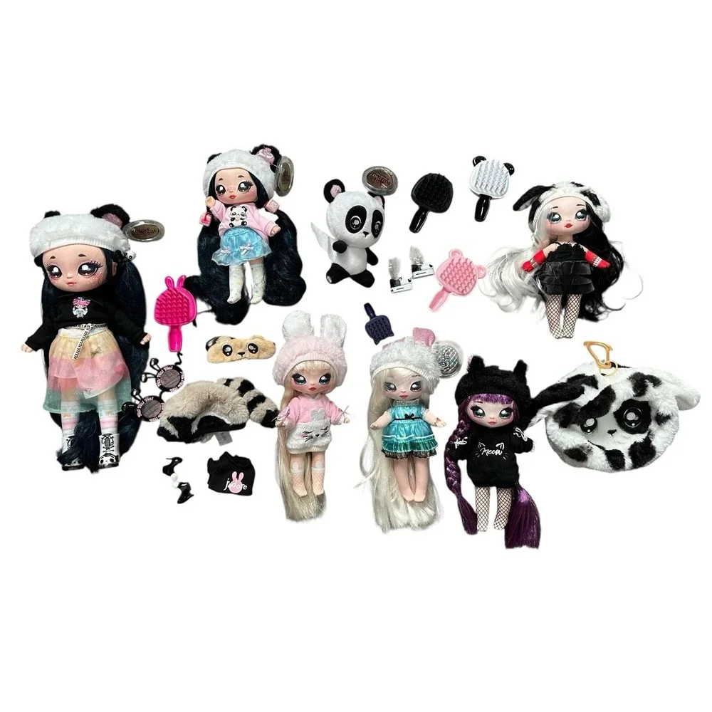 Na! Na! Surprise Family Soft Doll Set with 6 Fashion Dolls and 1 Pet Panda‎